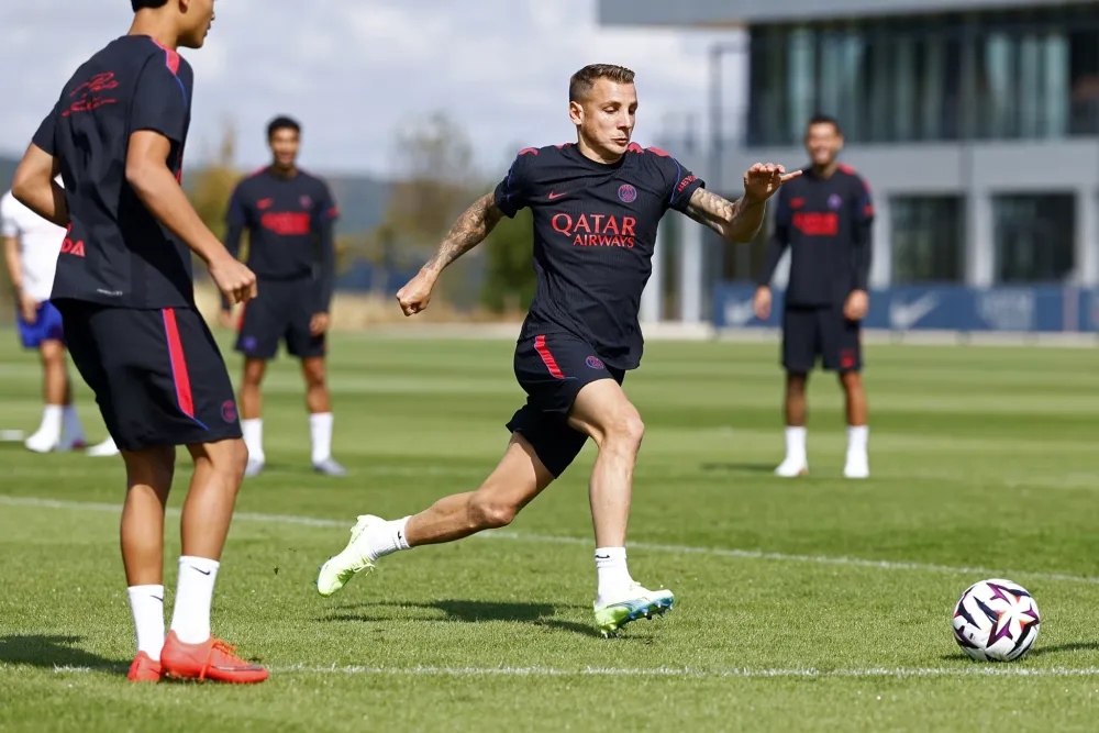 PSG : pourquoi Lucas Digne n'a pas été retenu dans le groupe face à Monaco