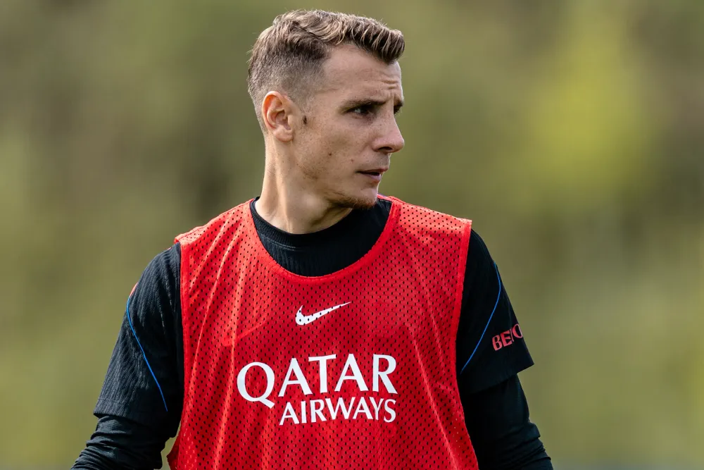 Mercato PSG : un défenseur du Barça dans le viseur pour cet hiver ?