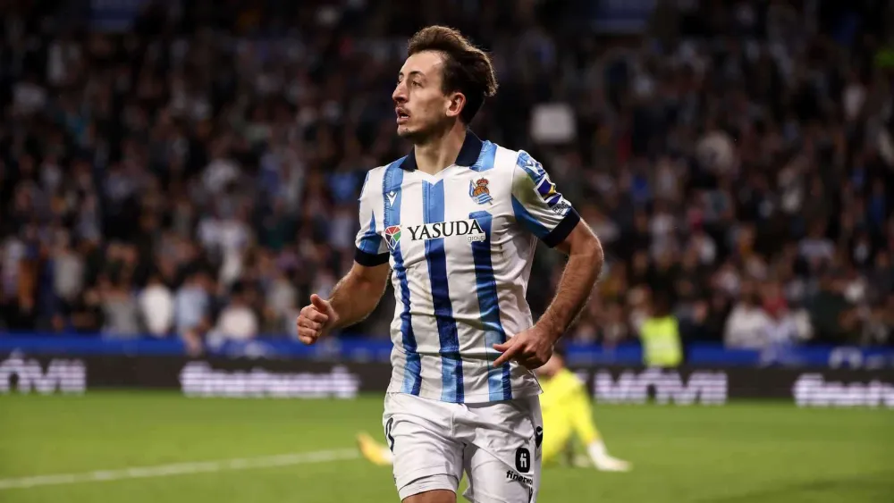 Oyarzabal avec la Real Sociedad (Real Sociedad site officiel)