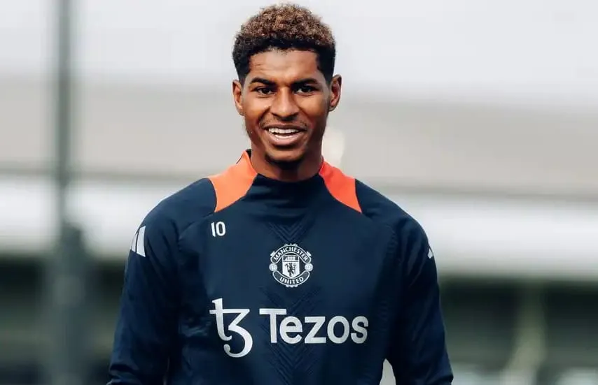 Marcus Rashford avec Manchester United (manutd.com)