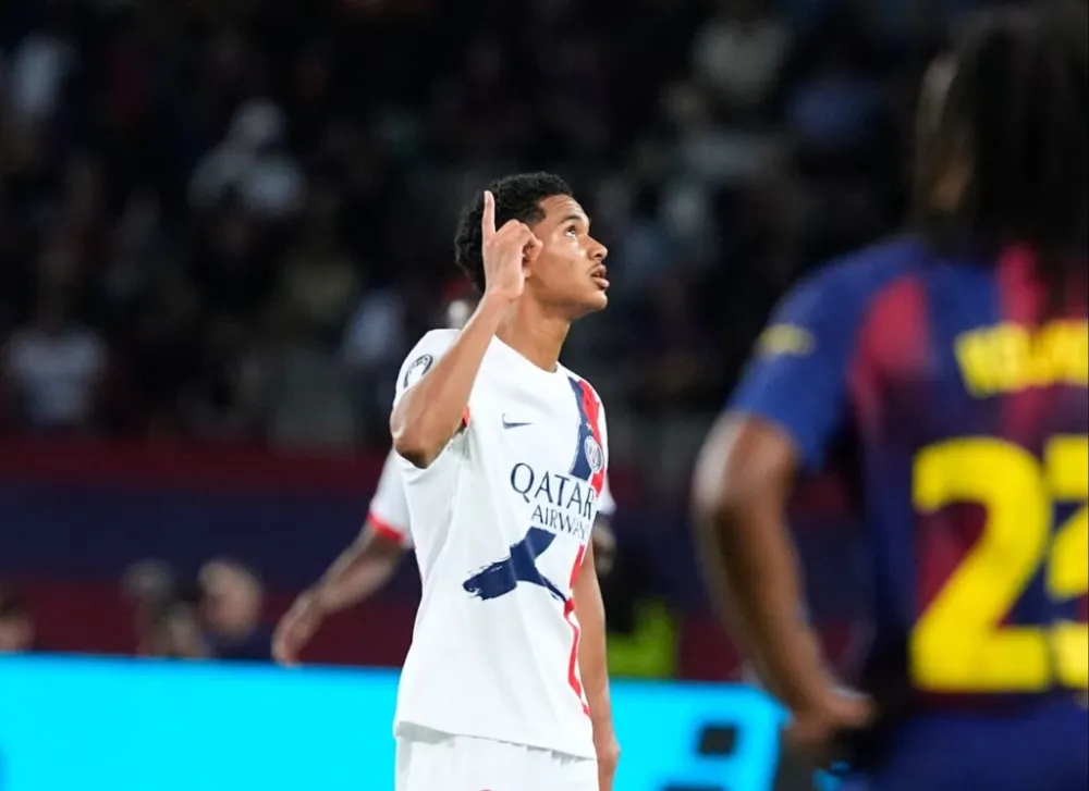 Senny Mayulu (PSG.FR)