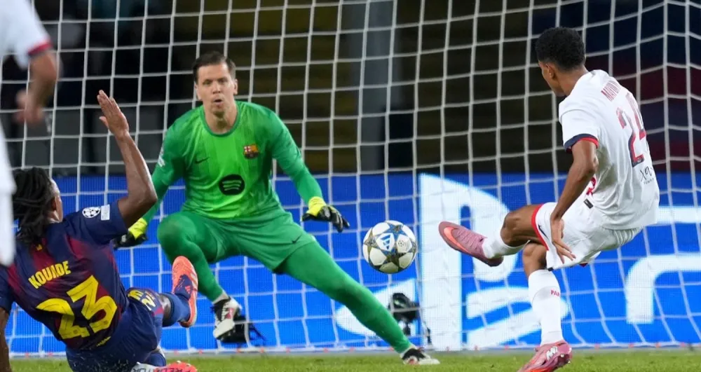 Senny Mayulu, buteur face au Barça (Compte X PSG)