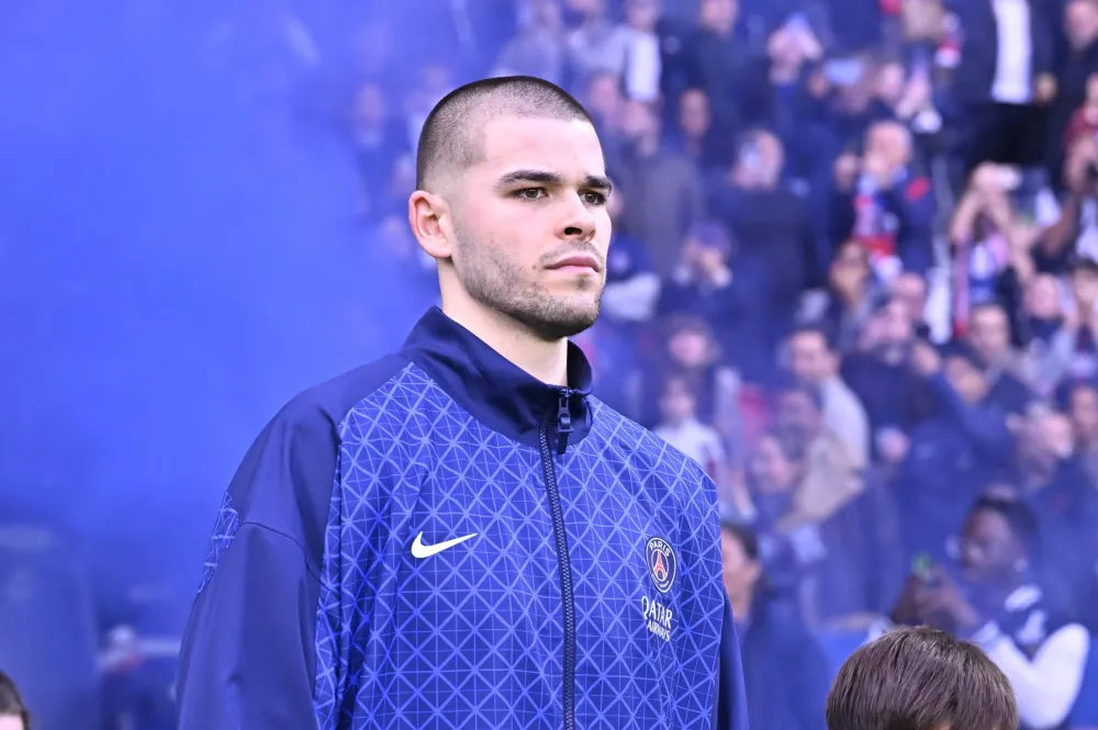 Lucas Chevalier, le gardien parisien (PSG.FR)