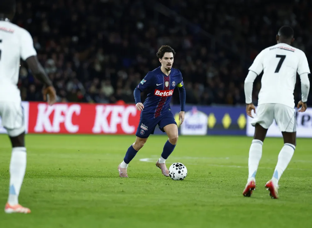 Vitinha avec le PSG (PSG.FR)