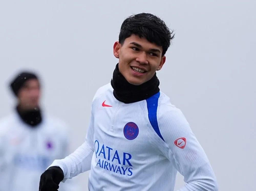 Dro Fernandez avec le PSG (PSG.FR)