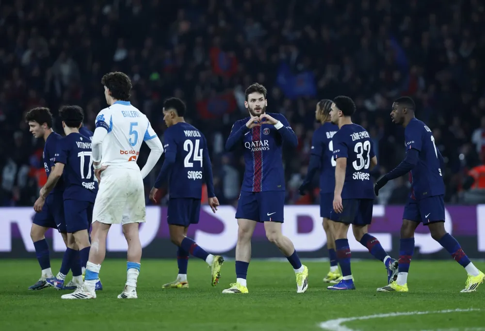 PSG : Khvicha Kvaratskhelia annonce la couleur juste avant Aston Villa !