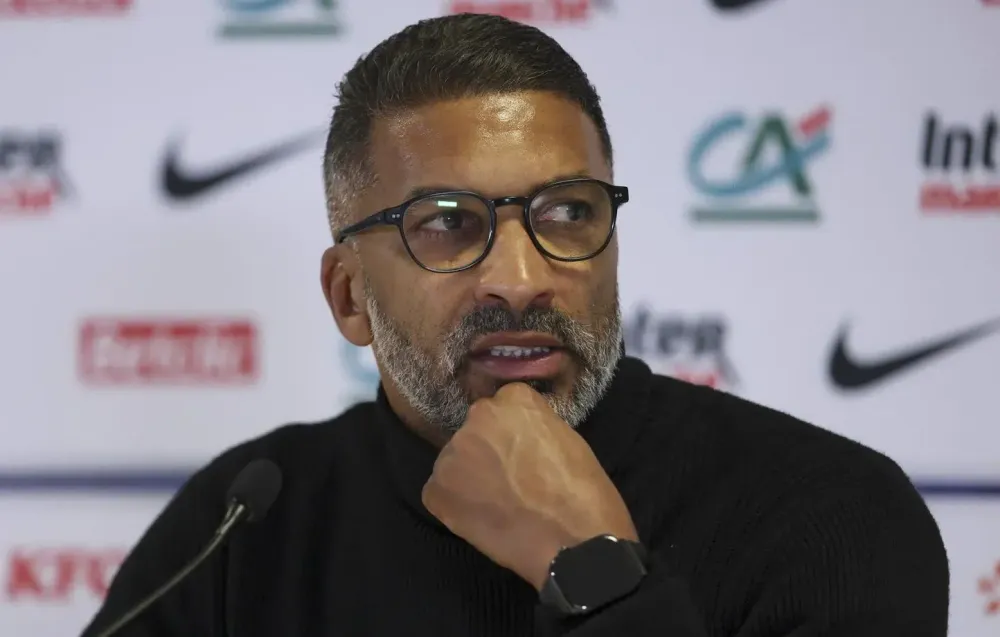 L'entraineur Habib Beye